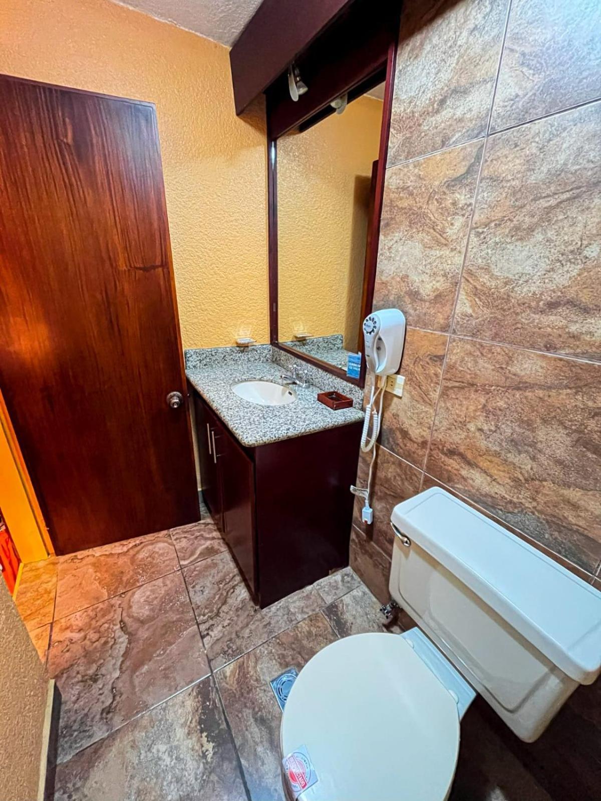 Hotel Rodelu 라타쿵가 외부 사진